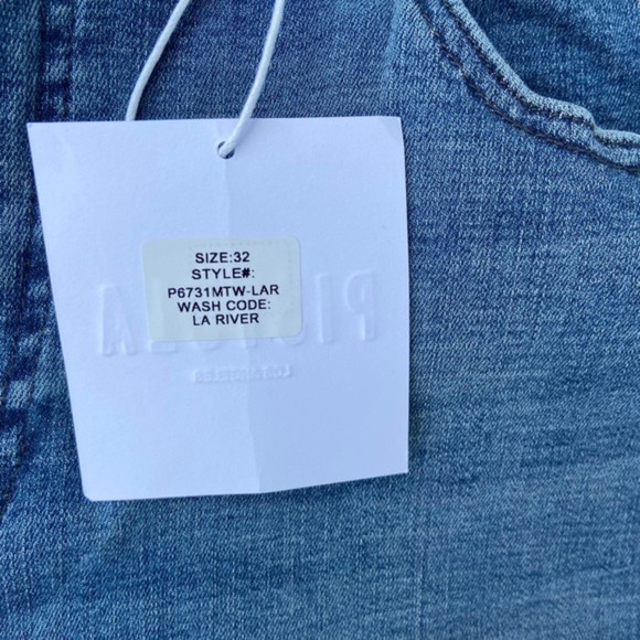 Pistola Light Wash Arielle Skinny Jean in Indigo - Picture 6 of 11